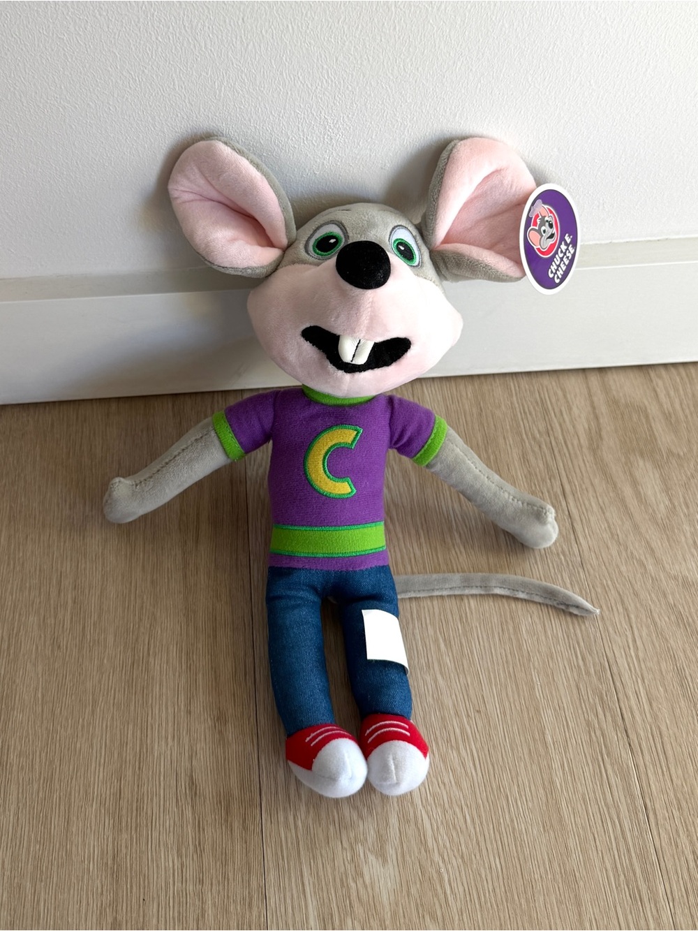 Chuck E Cheese Gray Mouse Plush Stuffed Animal Doll New With Tag 13” Shirt Jeans